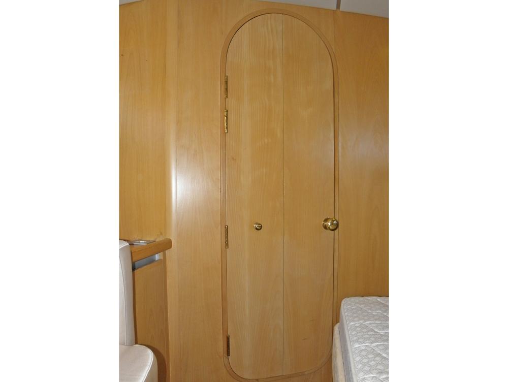 Aft cabin, Accommodation